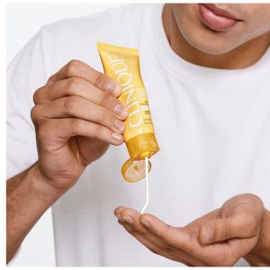 کرم ضد آفتاب کلینیک Clinique مدل spf40 solasmart حجم 50 میلی لیتر